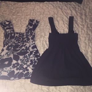 Bundle of 2 Women’s tank tops